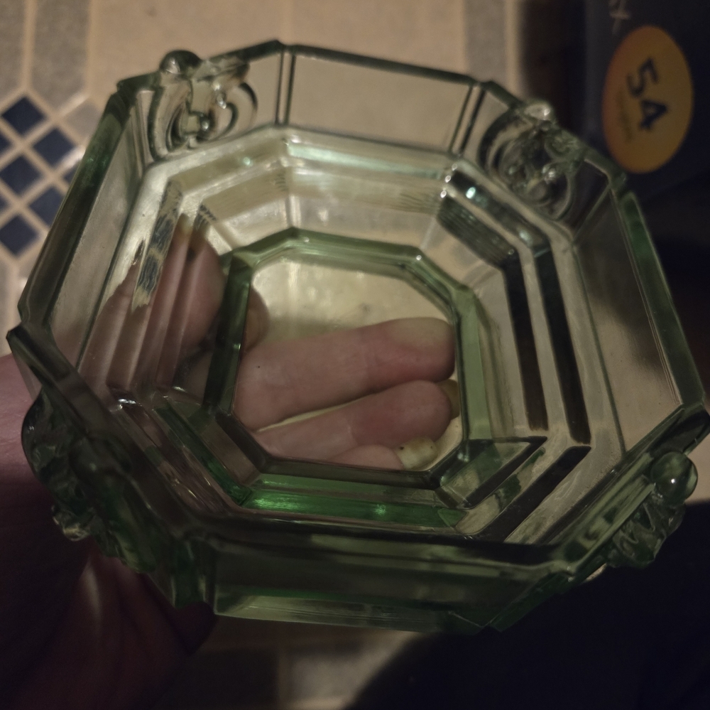 Tiara  glass green trinket holder - Picture 4 of 15